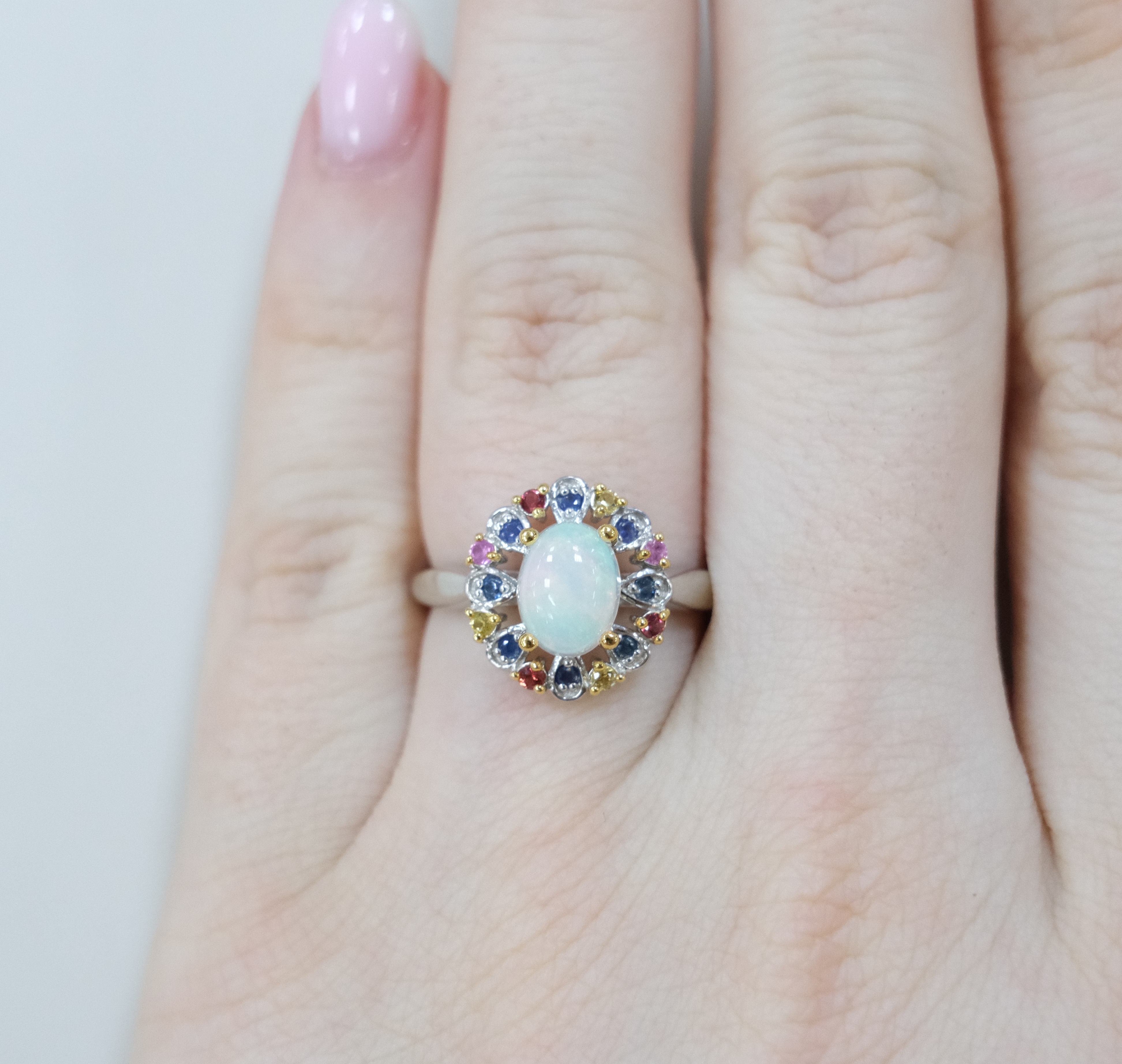 Серебряное кольцо с опалом